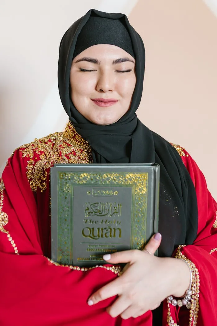 Blogs 6 Female Quran Teacher: Learn the Holy Quran with Expert Female Tutors